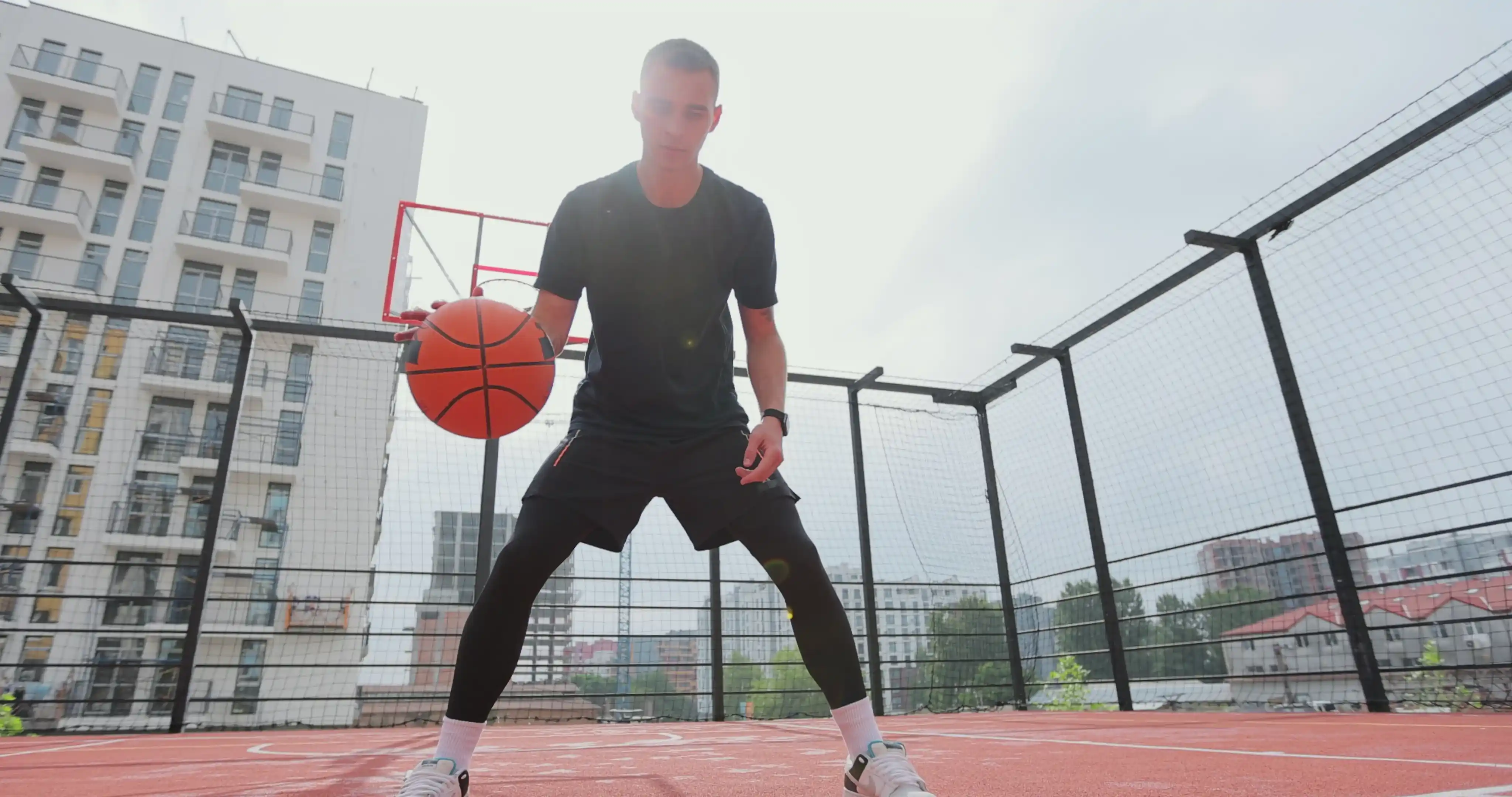 Supportive basketball coaching approach focusing on individual progress